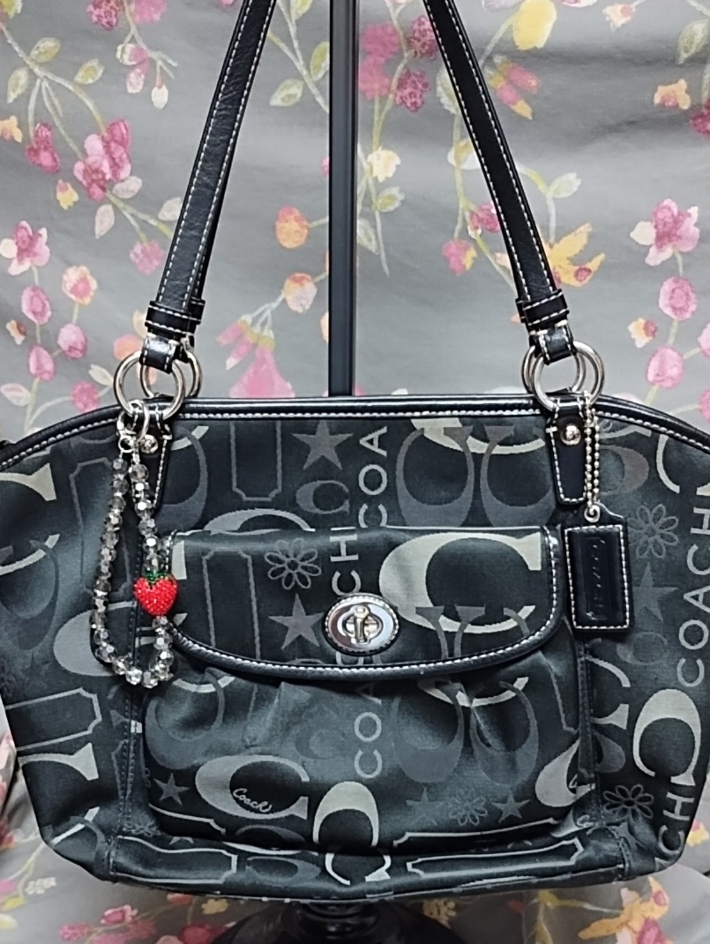 VTG Leah Coach Black Signature Logo Shoulder Bag with Turnlock, PLUSH NOT INCLUD